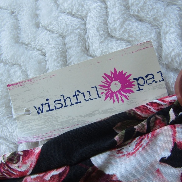 Wishful Park Rose Mini Dress With Belt Super Cute - Picture 4 of 8